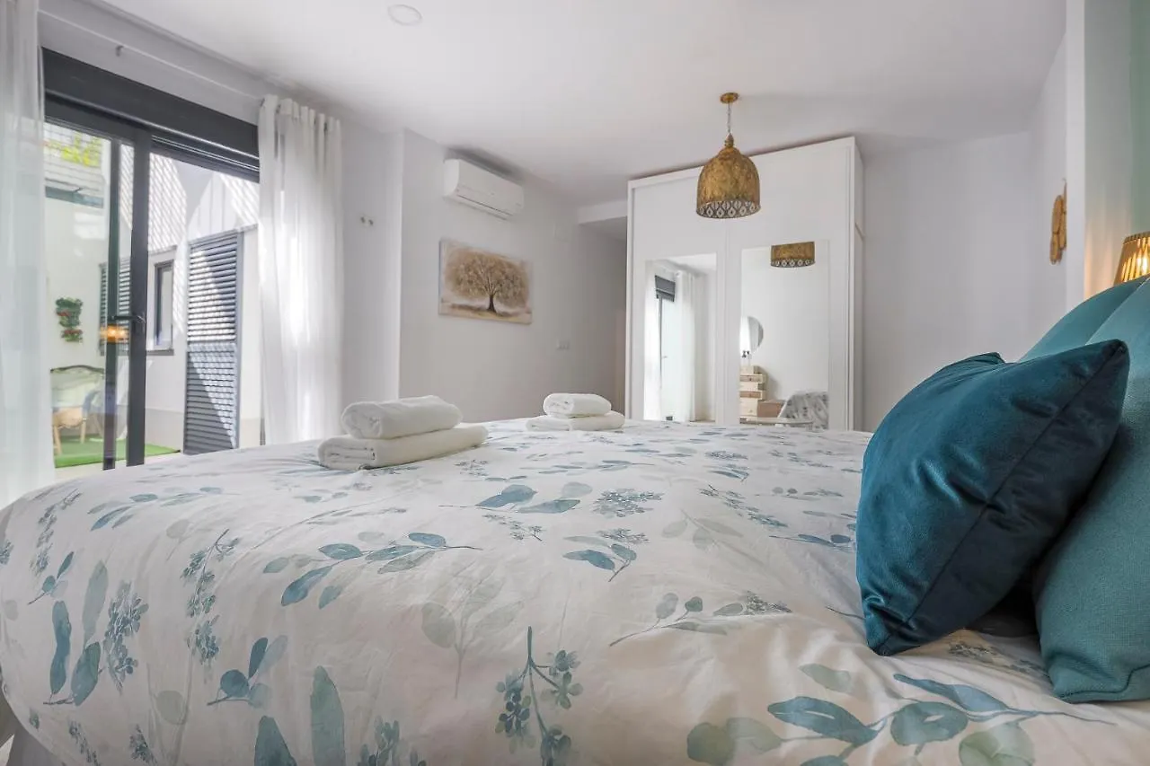 Family Suit Principal Encantos De Sevilla Апартаменты Севилья